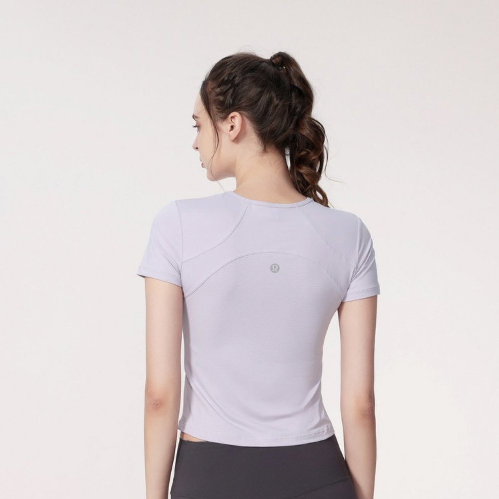 lululemon - Picture 3 of 10